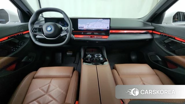BMW 5 Series (G60) id 4617528 из Кореи 30