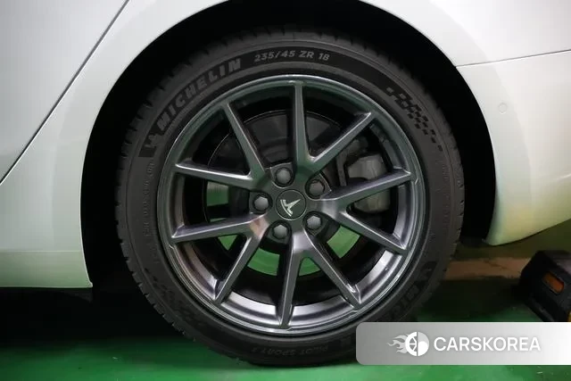 Tesla Model 3 id 3621408 из Кореи 15