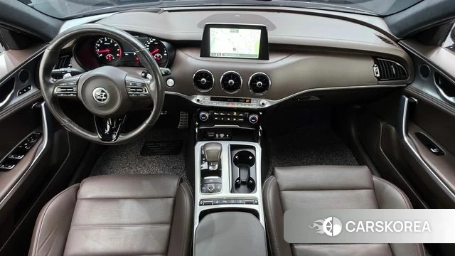 Kia Stinger id 3834788 из Кореи 18