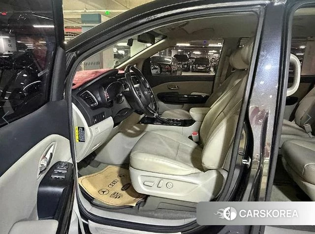 Kia The New Carnival id 3912007 из Кореи 17