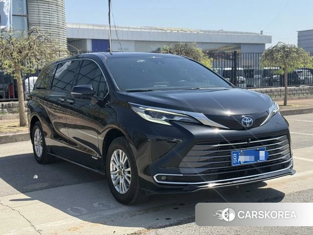 Toyota Saina id 4257627 из Китая 7