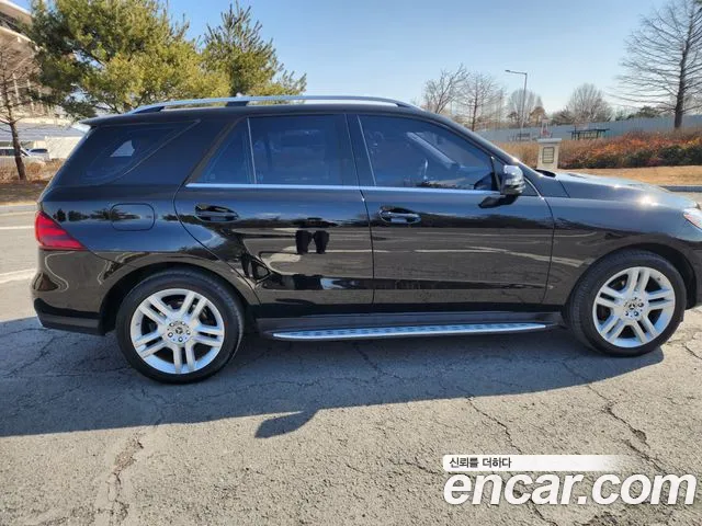 Mercedes-Benz GLE - Class W166 id 2443409 из Кореи 17