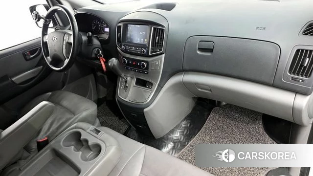 Hyundai The New Grand Starex id 4384847 из Кореи 28