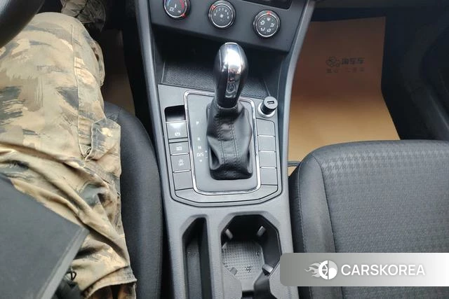 Volkswagen Bora id 3804892 из Китая 14