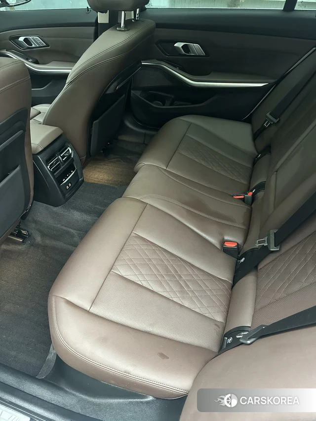 BMW 3 series id 4259100 из Китая 22