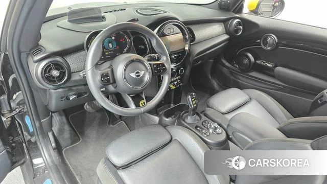 Mini Cooper Electric id 4540756 из Кореи 17