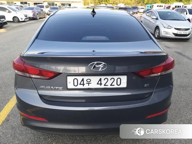 Hyundai Avante AD id 3339494 из Кореи 17