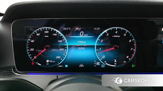 Mercedes-Benz E-Class W213 id 4613855 из Кореи 27