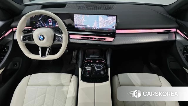 BMW 5 Series (G60) id 4578478 из Кореи 17