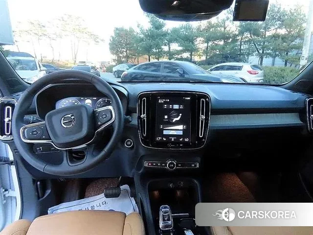 Volvo XC40 id 3371489 из Кореи 17