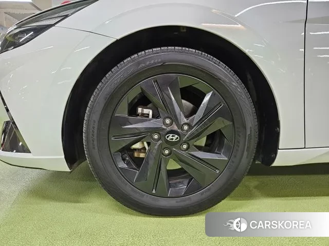 Hyundai Avante (CN7) id 3522513 из Кореи 17