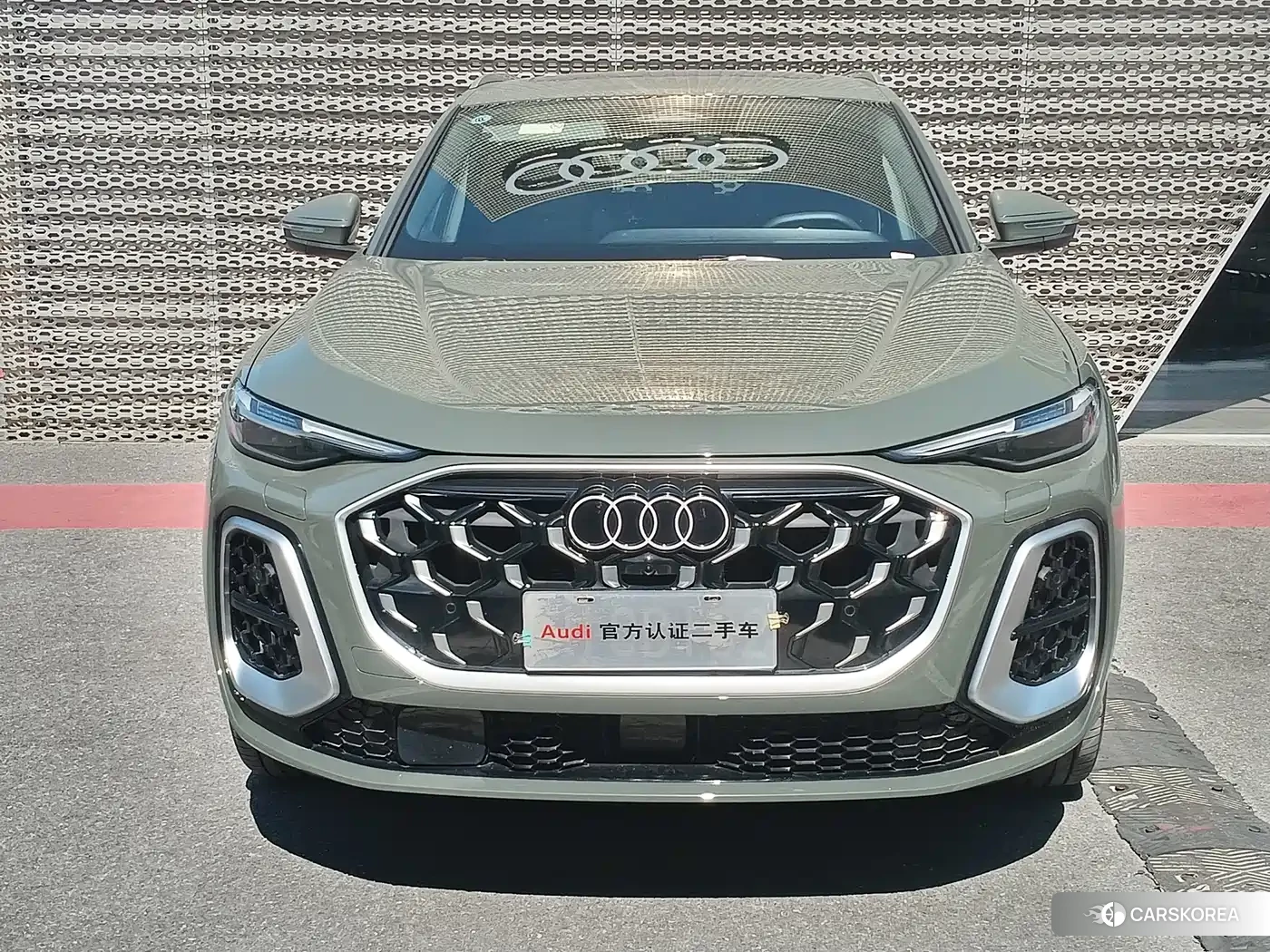 Audi Q5L id 4576390 из Китая 8