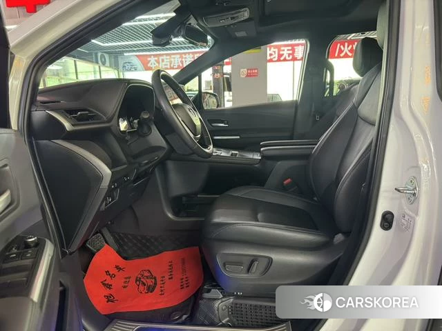 Toyota Saina id 4328920 из Китая 7