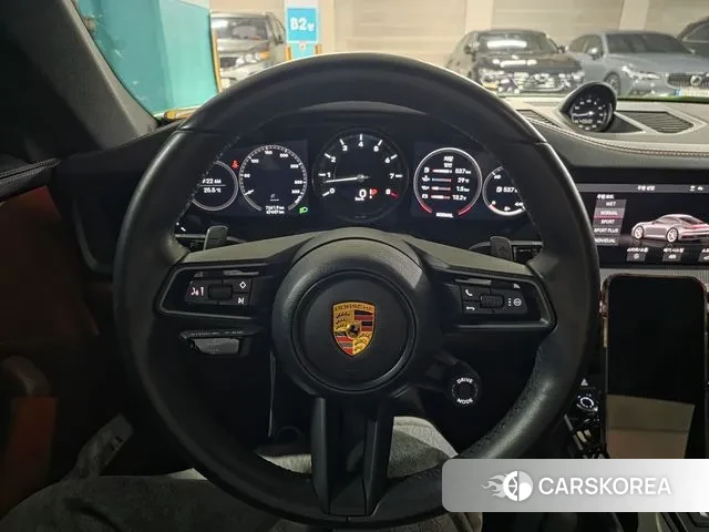 Porsche 911(992) id 3616744 из Кореи 11