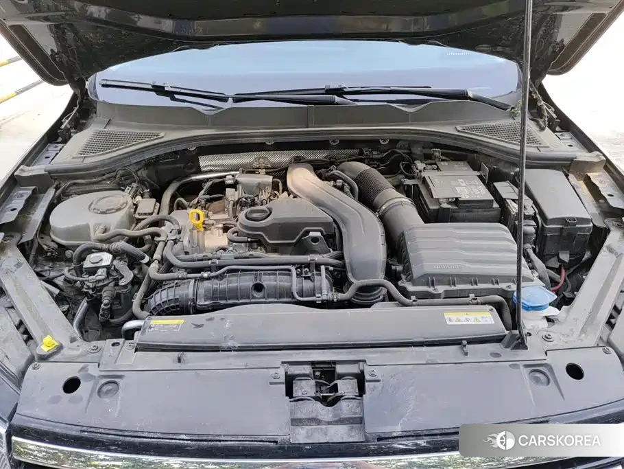 Volkswagen Bora id 4559786 из Китая 13