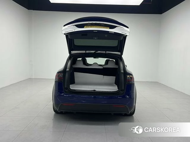 Tesla Model X id 4229220 из Китая 17