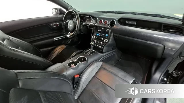 Ford Mustang id 3626856 из Кореи 17