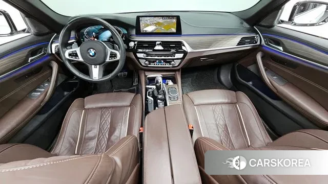 BMW 5 Series (G30) id 3428609 из Кореи 17