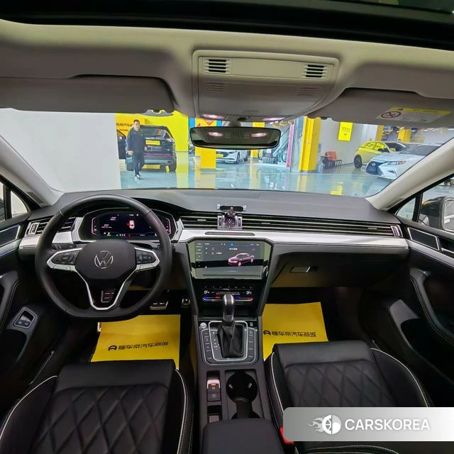 Volkswagen Magotan PHEV id 4253193 из Китая 17
