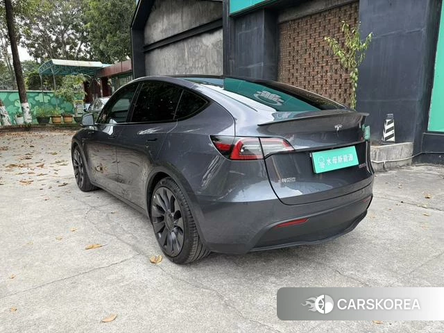 Tesla Model Y id 4221788 из Китая 11