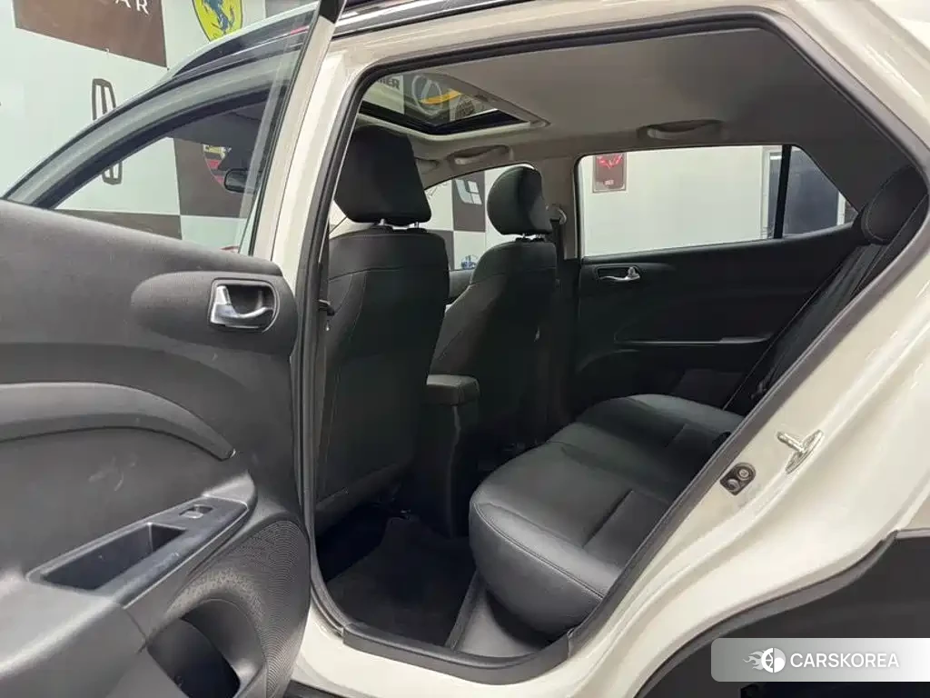 Kia KX1 id 4680734 из Китая 20