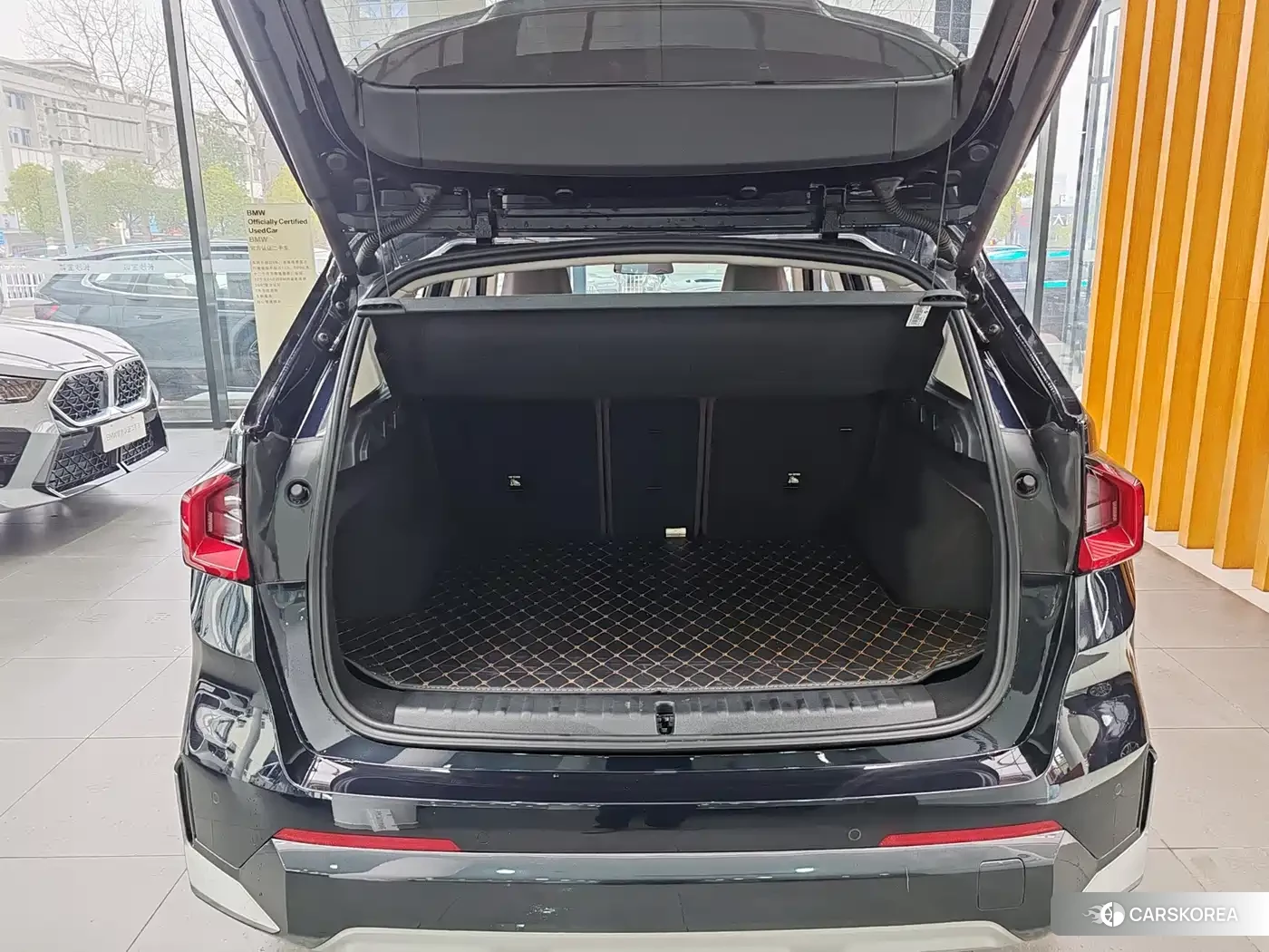 BMW X1 id 4685946 из Китая 13