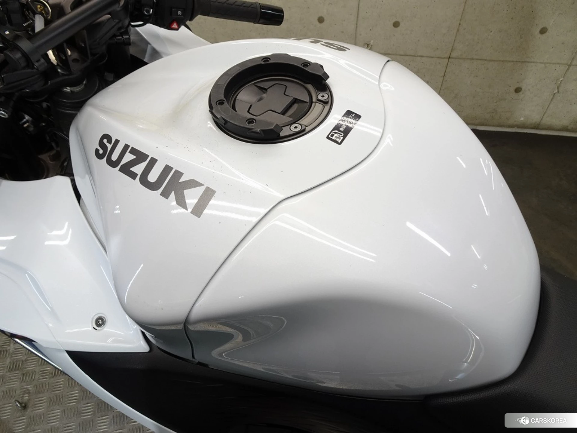 Suzuki GSX1300R HAYABUSA id 4380126 из Японии 27