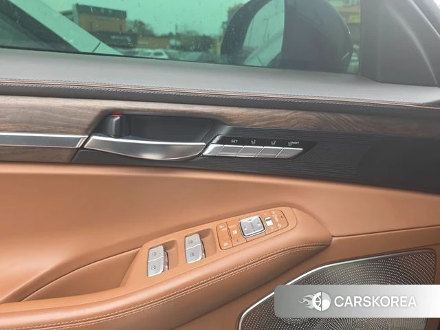 Genesis G90 id 3801153 из Кореи 8