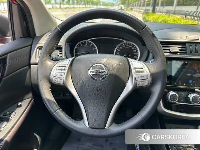 Nissan TIIDA id 4341789 из Китая 17