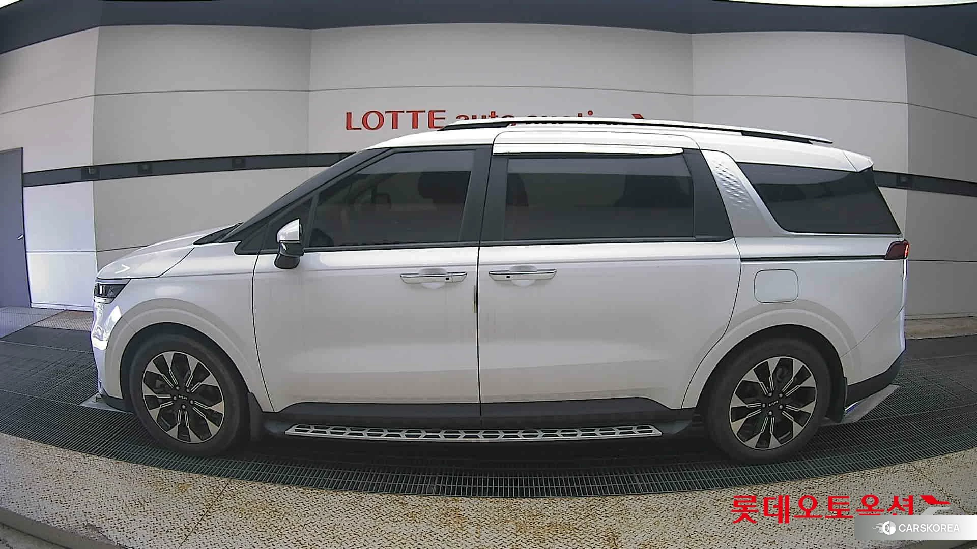 Kia Carnival id 4679376 из Кореи 34