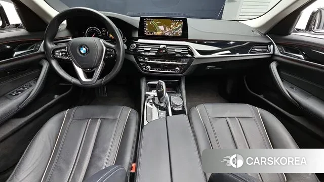 BMW 5 Series (G30) id 3742287 из Кореи 17