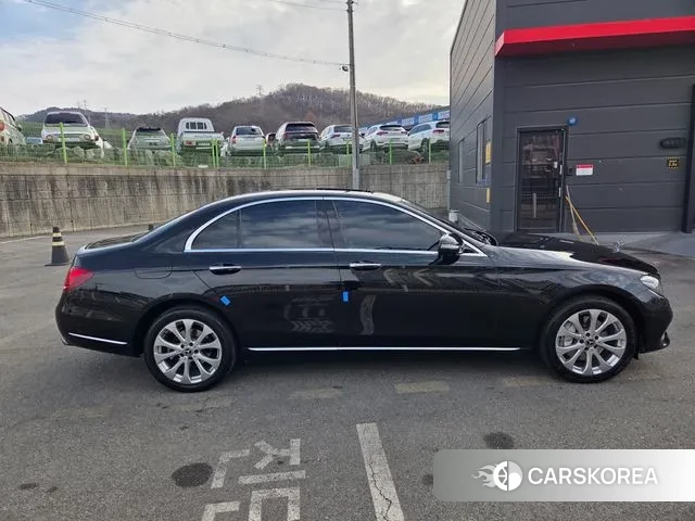Mercedes-Benz E-Class W213 id 3737404 из Кореи 17