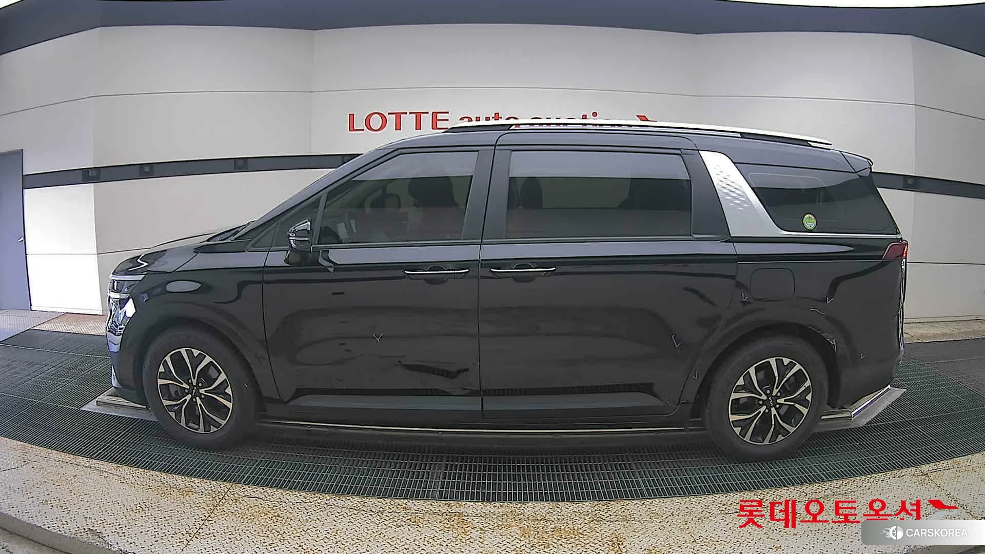 Kia Carnival id 4909291 из Кореи 35