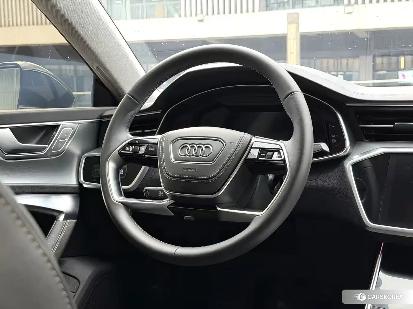 Audi A7L id 4514287 из Китая 10