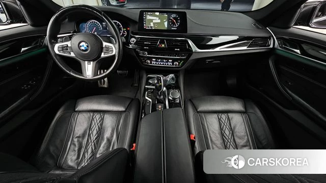 BMW 5 Series (G30) id 4377964 из Кореи 30