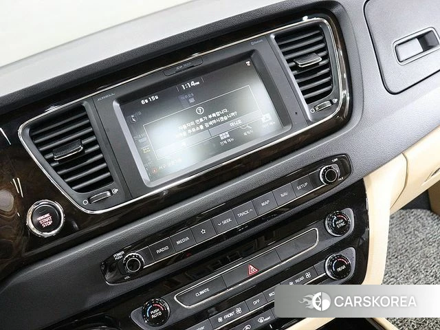 Kia The New Carnival id 4471718 из Кореи 17