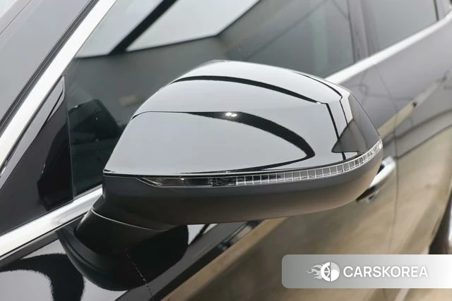 Audi Q5L id 4313696 из Китая 28