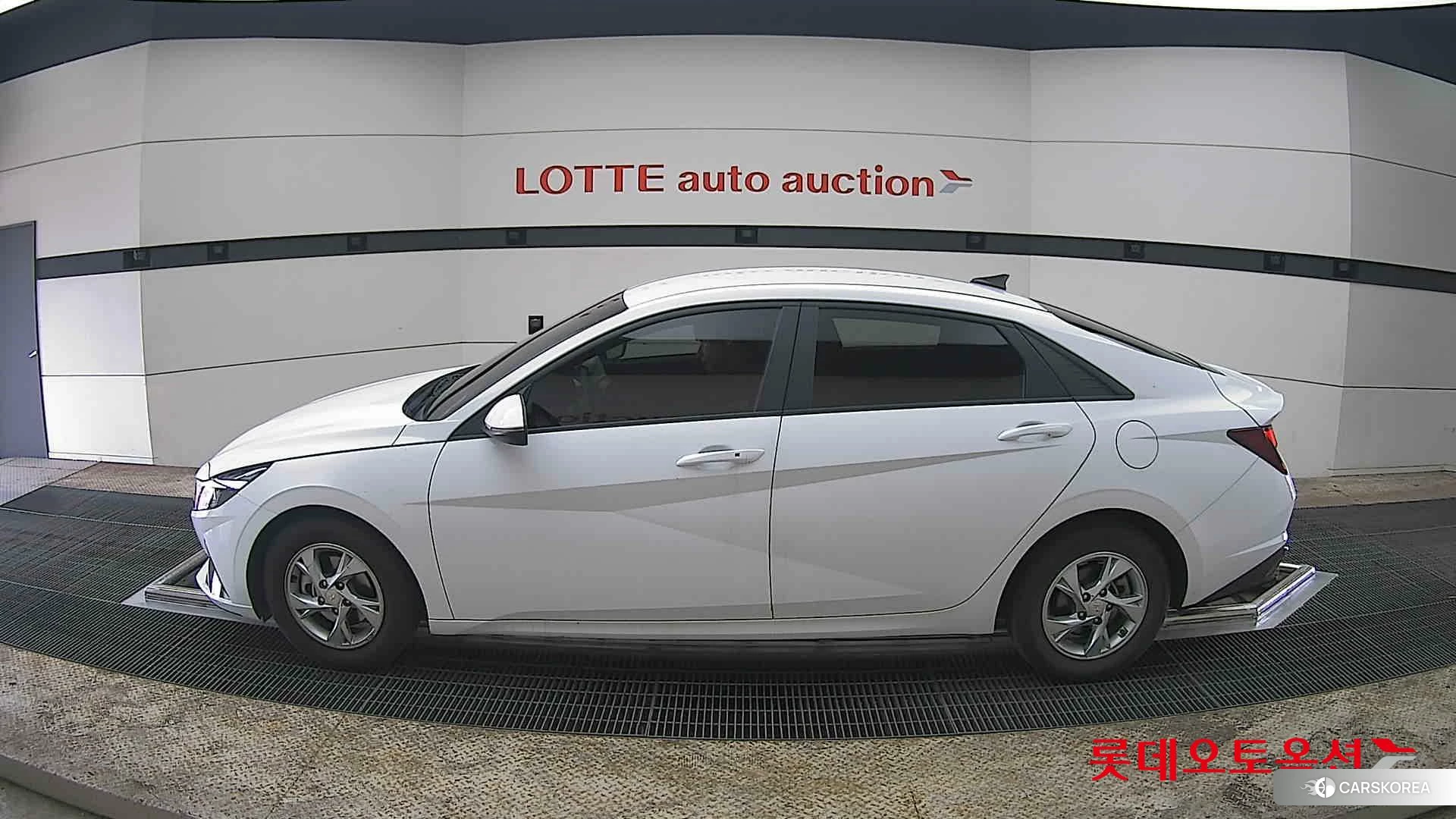 Hyundai Avante id 3869267 из Кореи 33