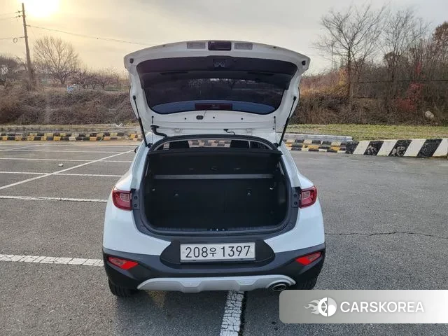 Kia Stonic id 3464897 из Кореи 14