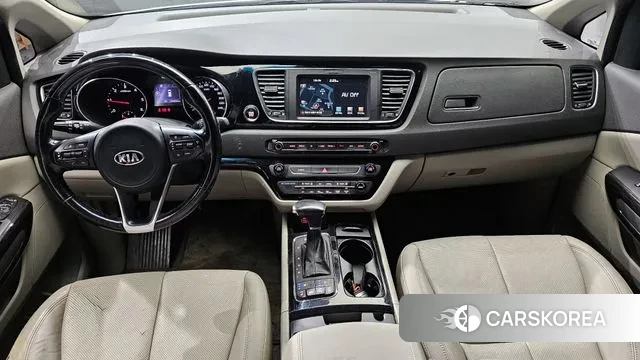 Kia All New Carnival id 3460321 из Кореи 17