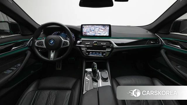 BMW 5 Series (G30) id 4243508 из Кореи 7