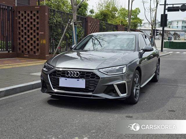 Audi A4L id 4290470 из Китая 11