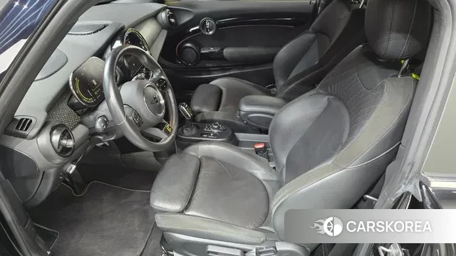 Mini Cooper Electric id 3181061 из Кореи 17