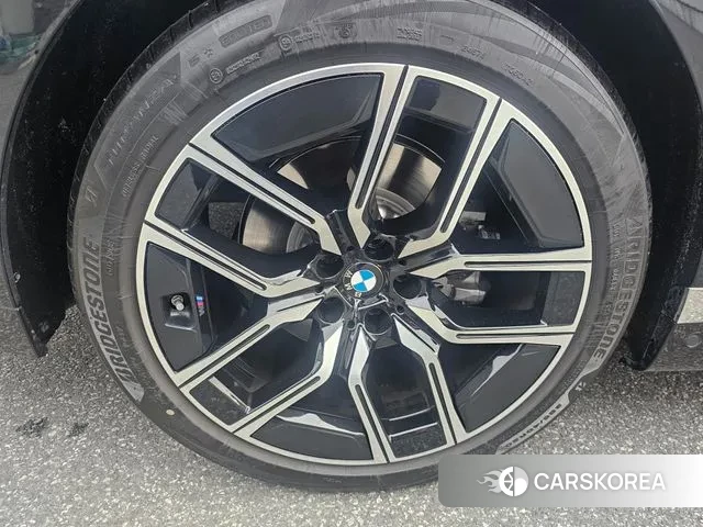 BMW 7 Series (G70) id 3763177 из Кореи 13