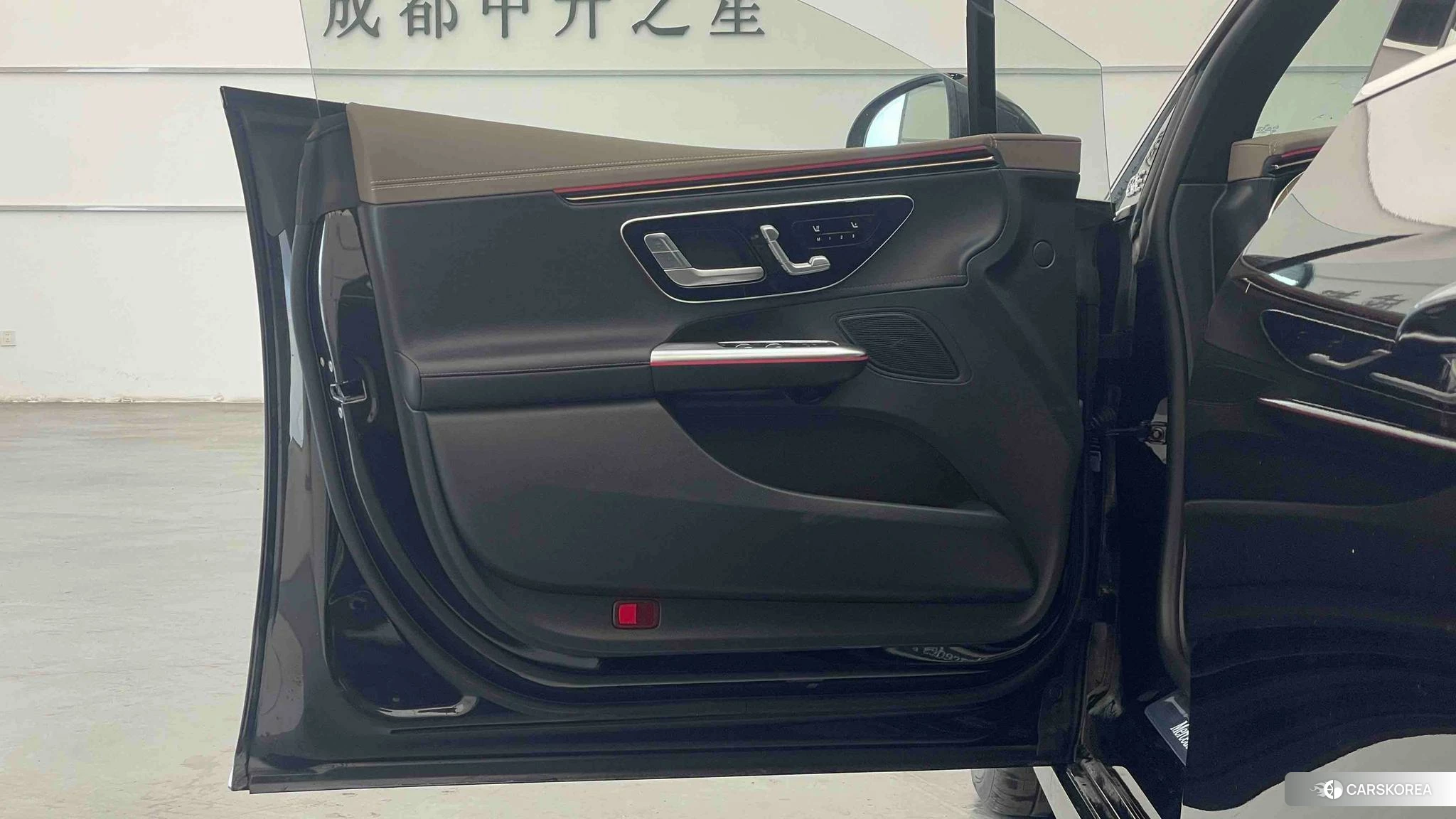 Mercedes-Benz EQE id 4455555 из Китая 14