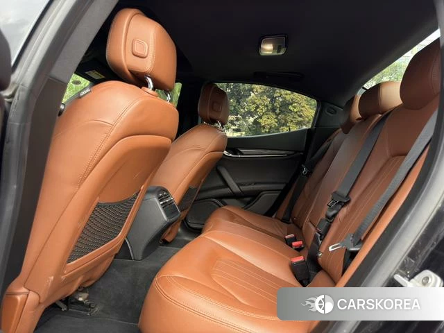 Maserati Ghibli id 4222050 из Китая 7