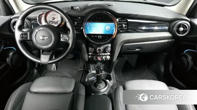 Mini Cooper id 3213020 из Кореи 17