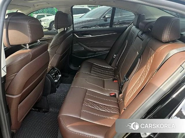 BMW 5 Series (G30) id 4542365 из Кореи 17