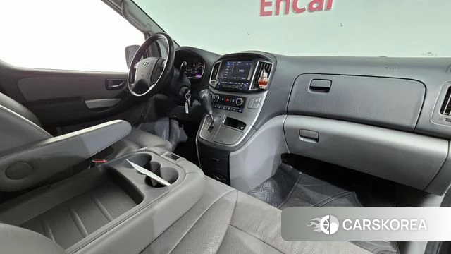 Hyundai The New Grand Starex id 4471282 из Кореи 28