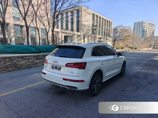 Audi Q5L id 4212877 из Китая 7